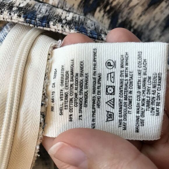 Anthropologie Cartonnier Larimar Ikat Blue Motif High Waist Short Womens 10 - Picture 11 of 12